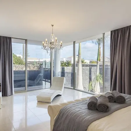 Villa Insignia Lanzarote *